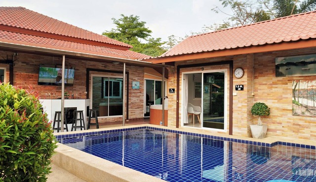 Luxury 6BHK Private Pool Villa In Pattaya by - Ozy Stays