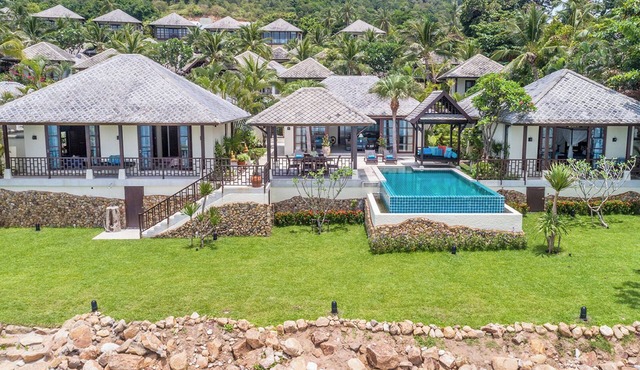Luxury Beachfront Pool Villa 4BR - Finu@Samui