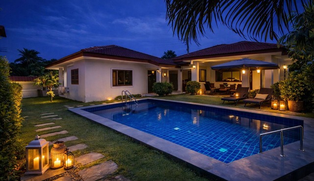 Luxury Family Villa with Large Pool and Private Garden in phuket