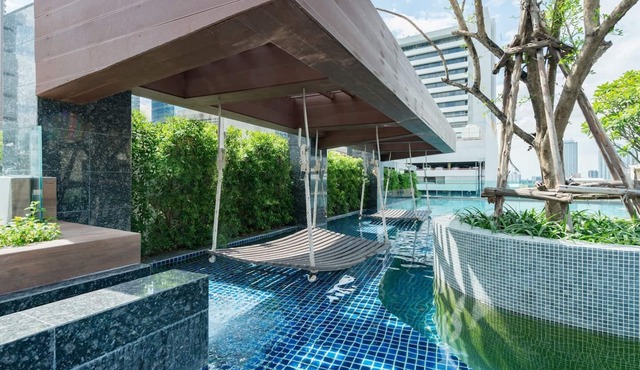 Luxury Condo @ Heart of Bangkok-24 HOUR CHECK-IN