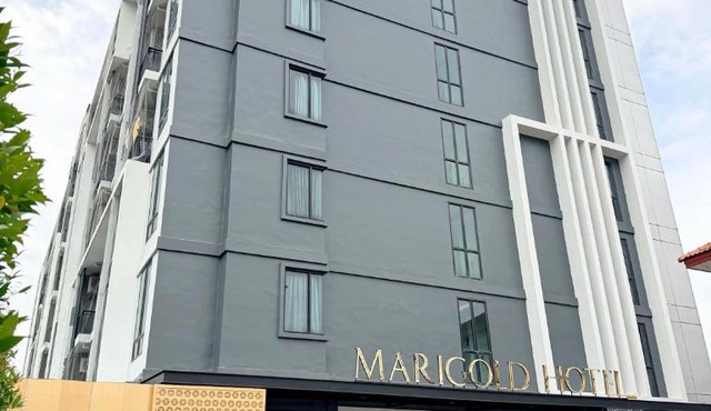 Marigold Sukhumvit - Free Shuttle to BTS Bearing Station