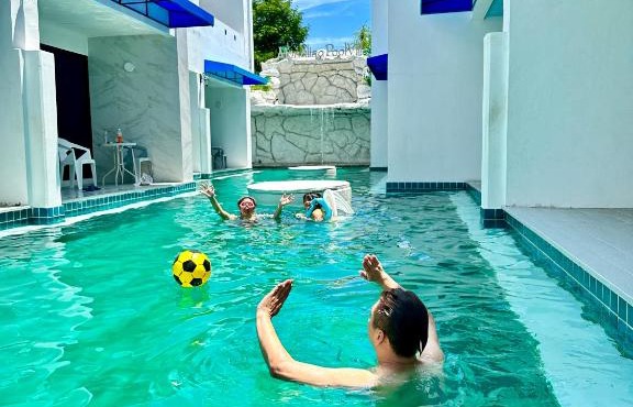 Mona Lisa pool villa