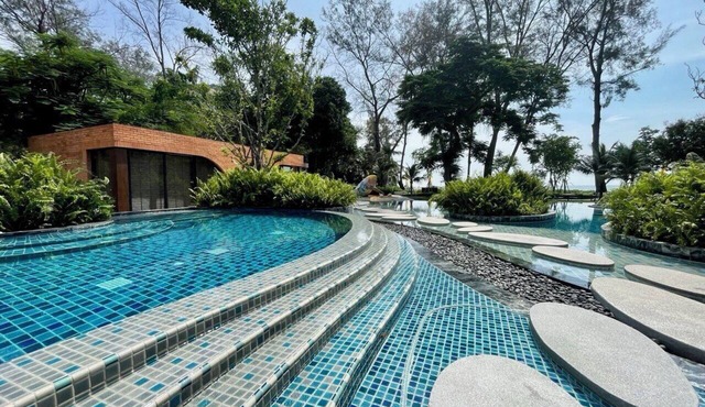 New VIP Apartments on the Beach in Hua Hin