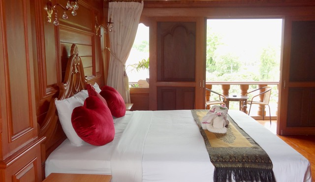 Ngamta Hotel