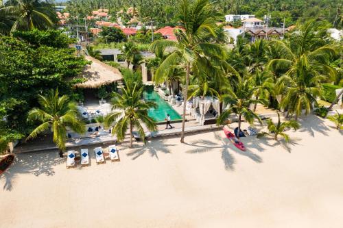 ODYSSEY - Luxury Beachfront Boutique Hotel -