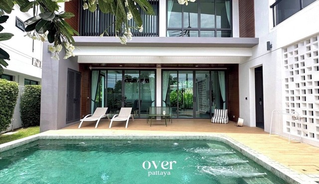 OVER #pattaya #jomtien #new #luxury #pool #villa #house #3BR #chill #mood #trip