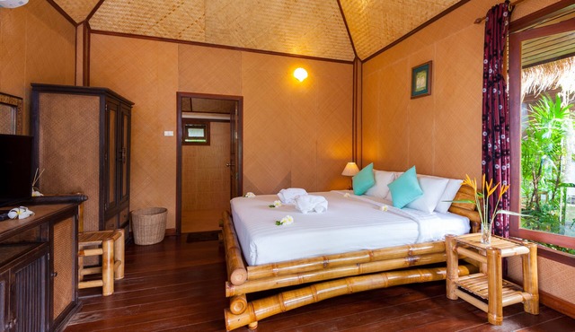 Palm Leaf Resort