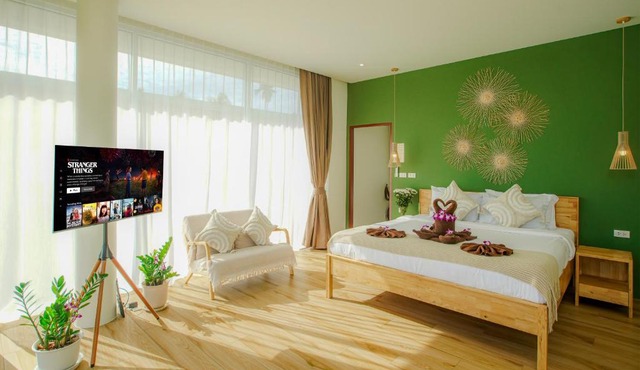 Paradise House - 1BR - Calm & Green Garden Stay - Heart of Thong Sala - 4K SmartTV