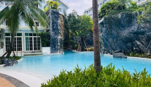 Pattaya boutique studio/private beach/garden-style water apartment/gym