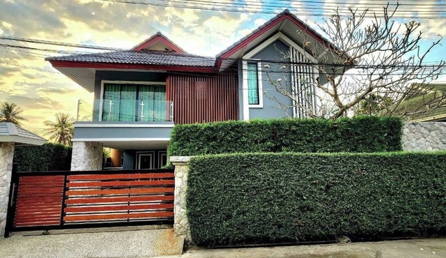 Peaceful family escape with private pool spacious clean cozy villa near the city