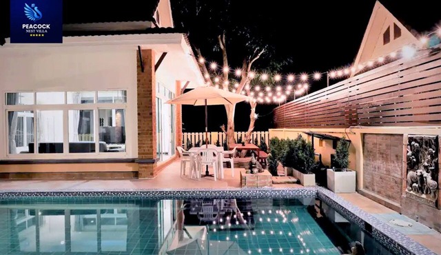 Peacock Bachelors Pool Villa