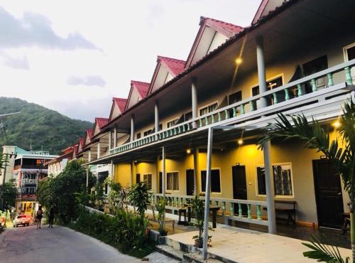 Petit Suncliff Resort in Ko Pha-ngan