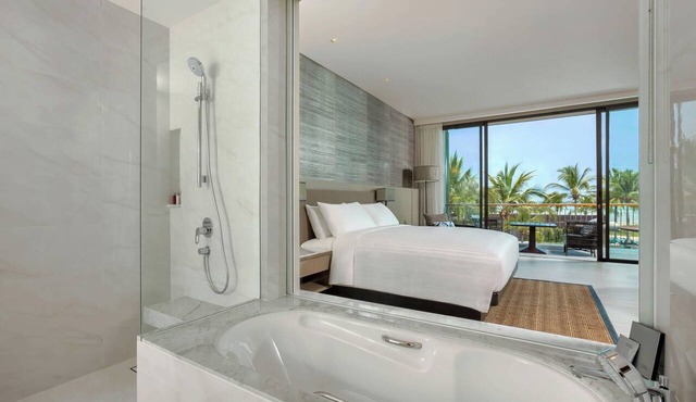Phuket Marriott Resort and Spa, Nai Yang Beach in Sa Khu