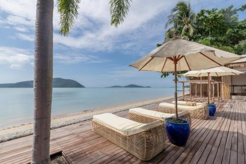 Poppy Beachfront Residence in Phuket