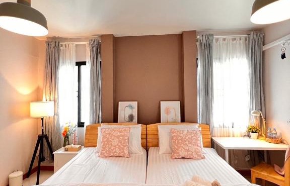 Por poshtel Kanchanaburi