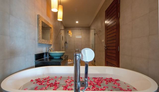 Prima Villas emphasizes on "quality" resort homes at affordable prices. in Tambon Karon