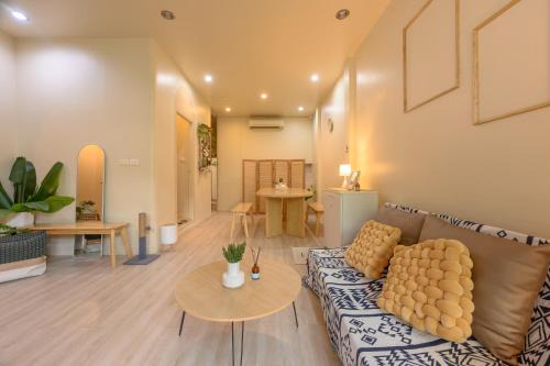 Private house 4bedrooms at Thonglor 4bath5toilet 10people in Bangkok