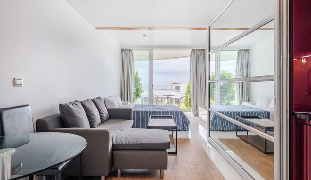 Private Sunset Beach - Sea View Studio Room