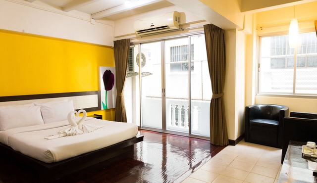 Ramkhamhaeng 42 by Roomquest