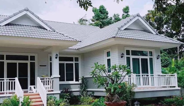 Resort house - 2 min walk to the beach