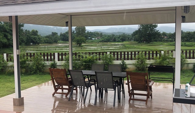 Rice Paddy Pool Villa