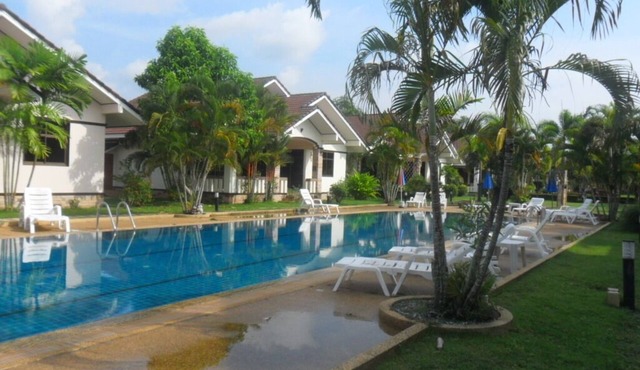 Safir Village 3 bedroom villa near Suan Son Beach