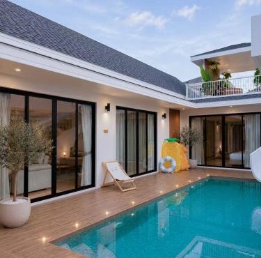 Sanook Poolvilla Cha-am Private Pool Villa for 16 Guests Karaoke Pet Friendly Ice Bath