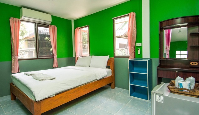 Sarm Mork Guesthouse