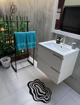 Sean Sabai The Secret Room in Taling Ngam Beach