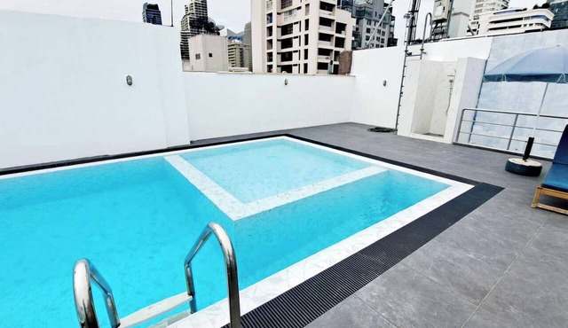 Short-Term Rental Allowed - 4C Downtown Bkk Serviced Apartment