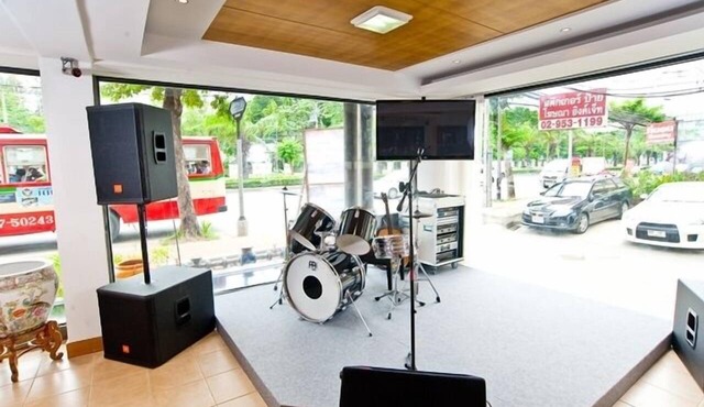 Siam Paradise Entertainment Complex in Bangkok
