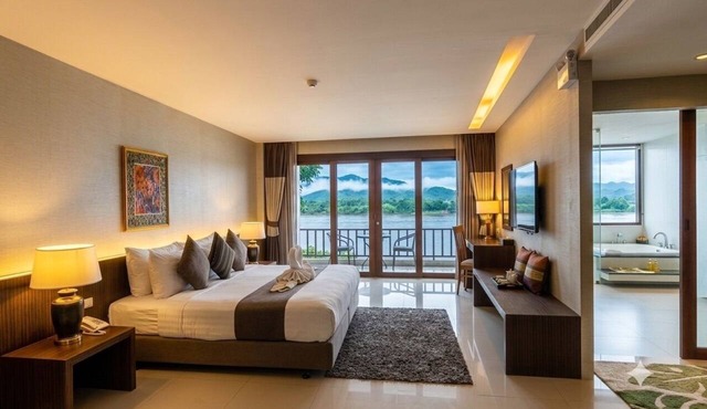 Siam Triangle Hotel