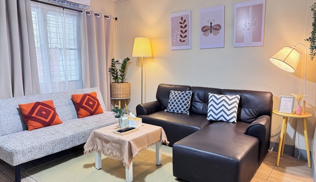 Spacious 3-Storey Townhouse near Nimman & Old city