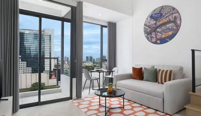 Studio Loft/52 sqm/rama 9
