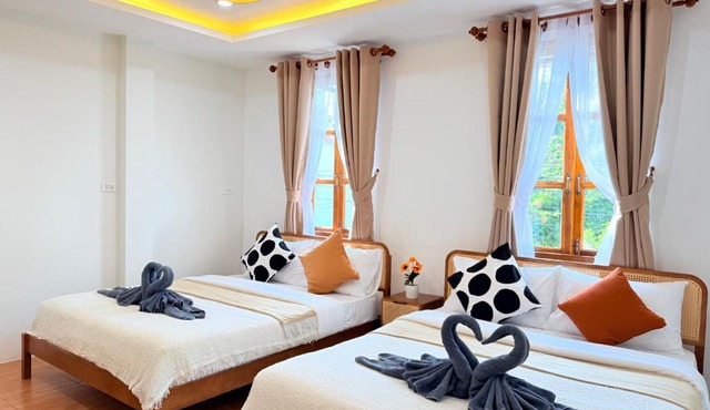 Summerset Hatyai, Colorful 4BR Villa for 18 Pax, Near Street Food