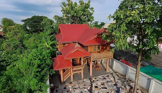 SUPER RARE! Heritage Wooden House near Chatuchak Market and Airport