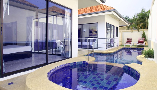 Superior 2bdr Avoca Pool Villas 85