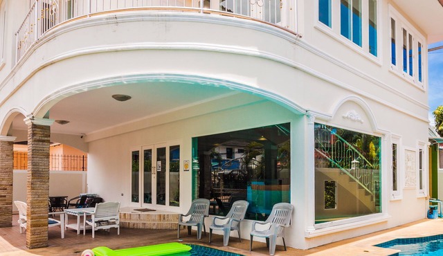 TEWAREE VILLA - PATTAYA HOLIDAY HOUSE - WALKING STREET