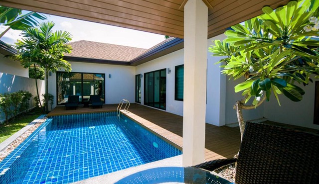 Thaiya Pool Villa in Ban Klang