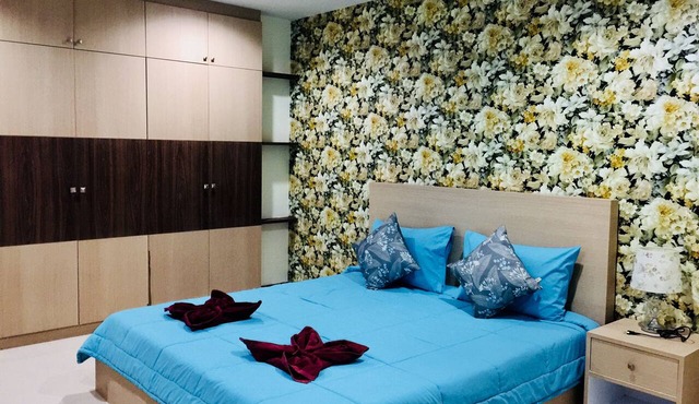 Thani Residence