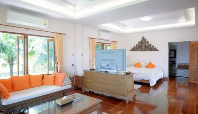 Tharnrarin Villa Suphan Buri