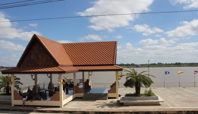 Thatphanom River View Hotel in That Phanom