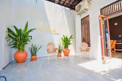 The Bank River House Ayutthaya in Phak Hai