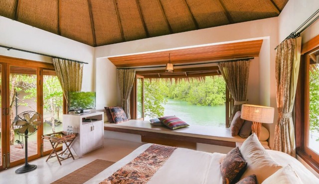 The Blue Sky Resort Koh Payam in Ranong