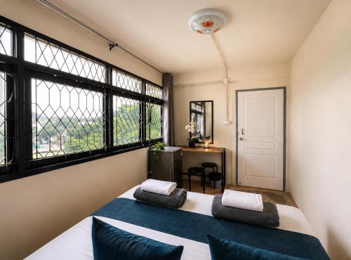 The Cage - Grand River INN