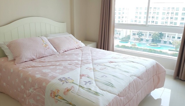 " The Energy Hua-Hin Condominiums " - 2 bedroom with private beach in Cha-am