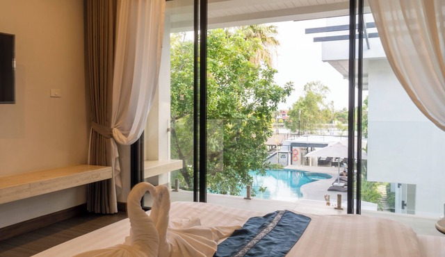 The Grace Amphawa Resort
