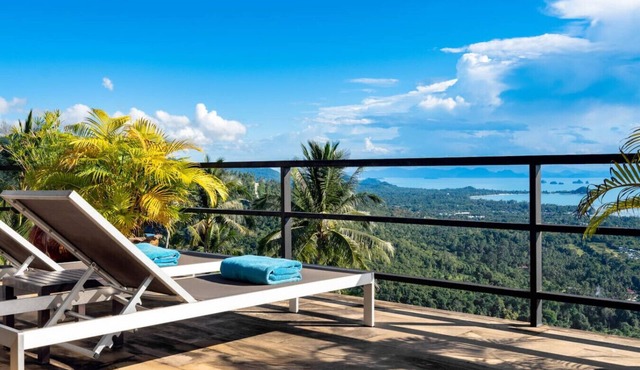 The Sunhouse at Paradise Village