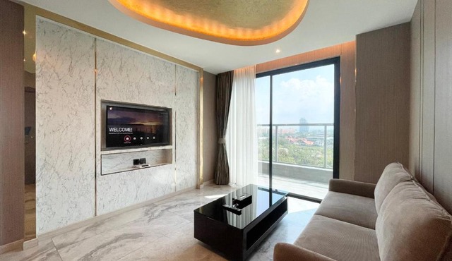 THE TJ HOTEL Pattaya in Jomtien Beach