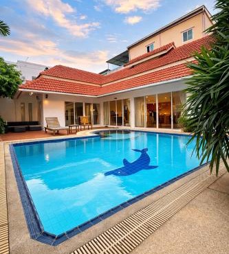 Tropical Private Pool Villa2 in Pattaya South